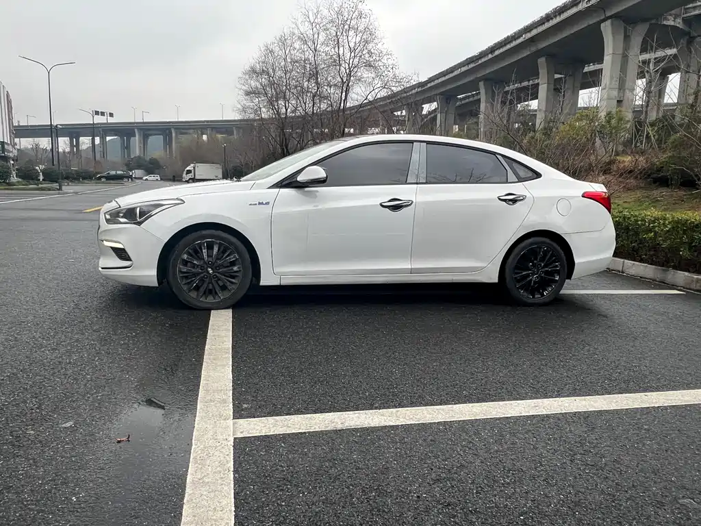 Hyundai Mistra 2017 — фото 4