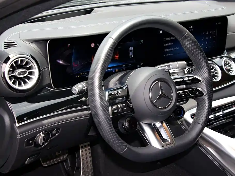 Mercedes-Benz AMG GT 2025 — фото 9