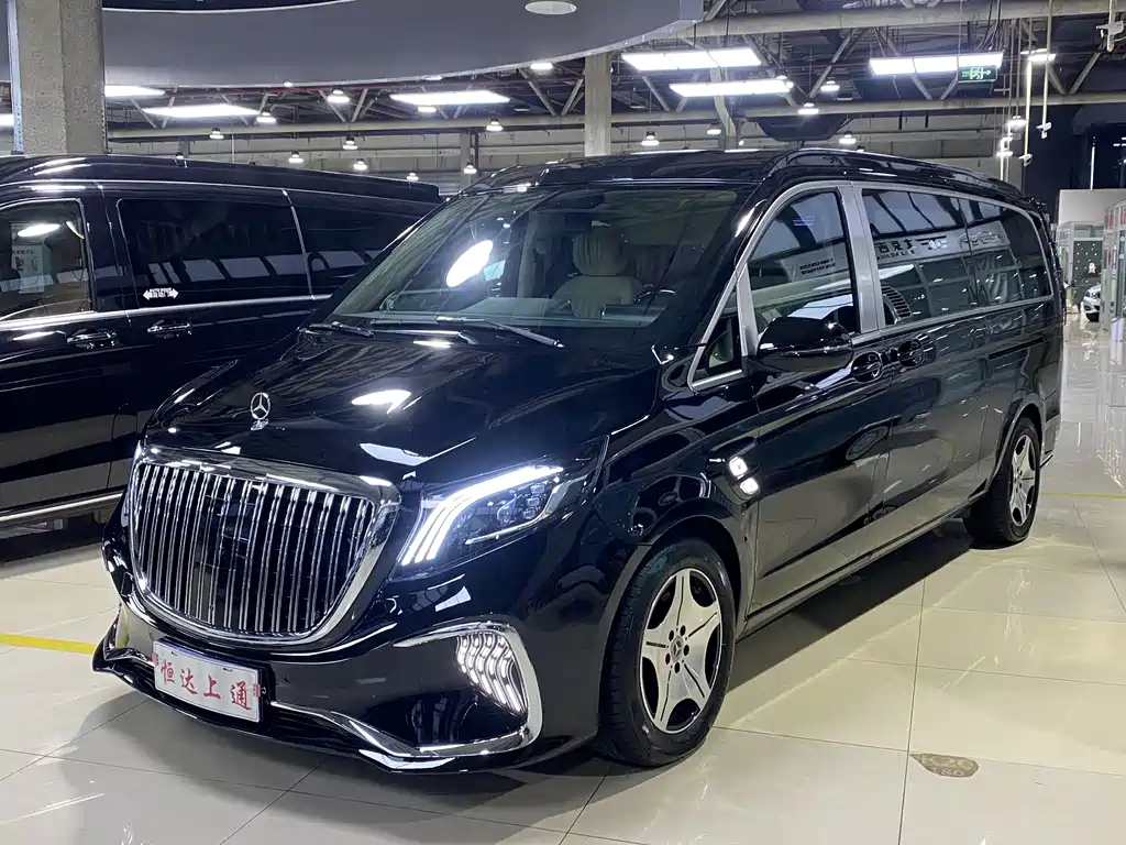 Mercedes-Benz Vito 2023 — фото 1