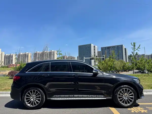 Mercedes-Benz GLC 2019