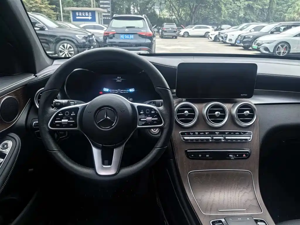 Mercedes-Benz GLC 2020 — фото 14