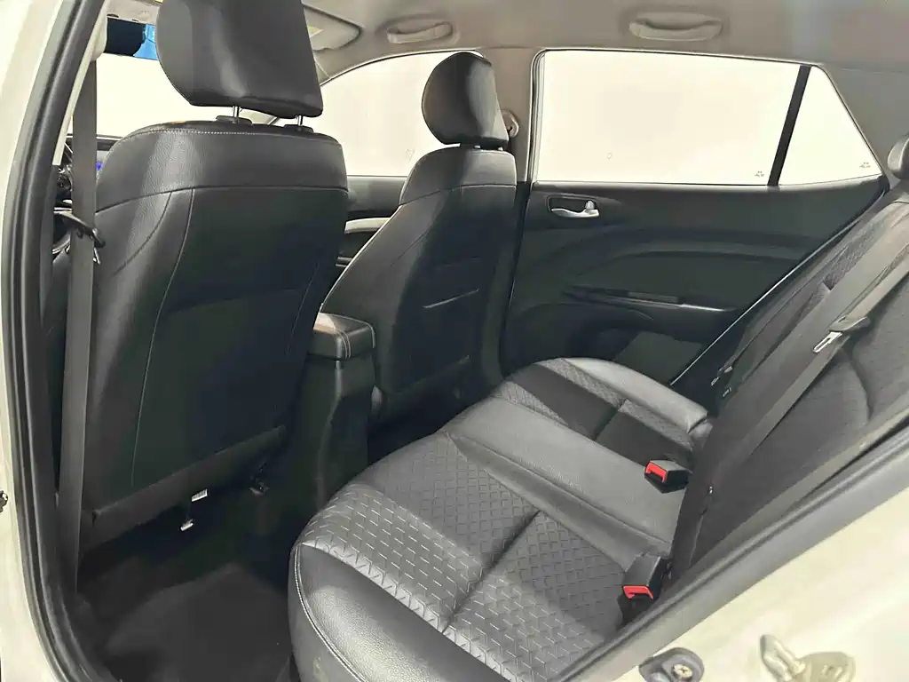 Kia KX1 2018 — фото 11