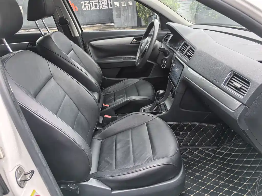Volkswagen Gran Lavida 2015 — фото 15