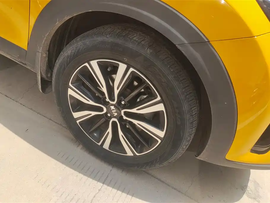 Kia KX1 2020
