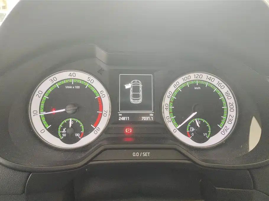 Skoda Octavia 2018 — фото 14