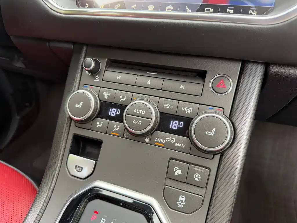 Land Rover Evoque 2018 — фото 17