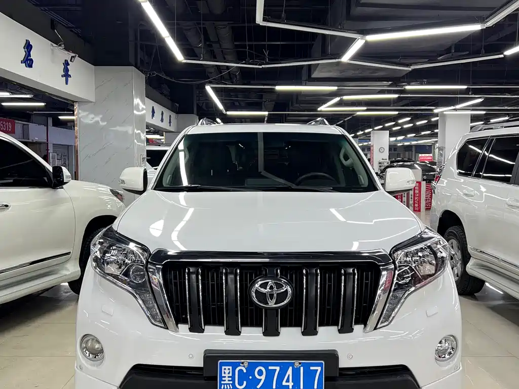 Toyota Prado 2014 — фото 2