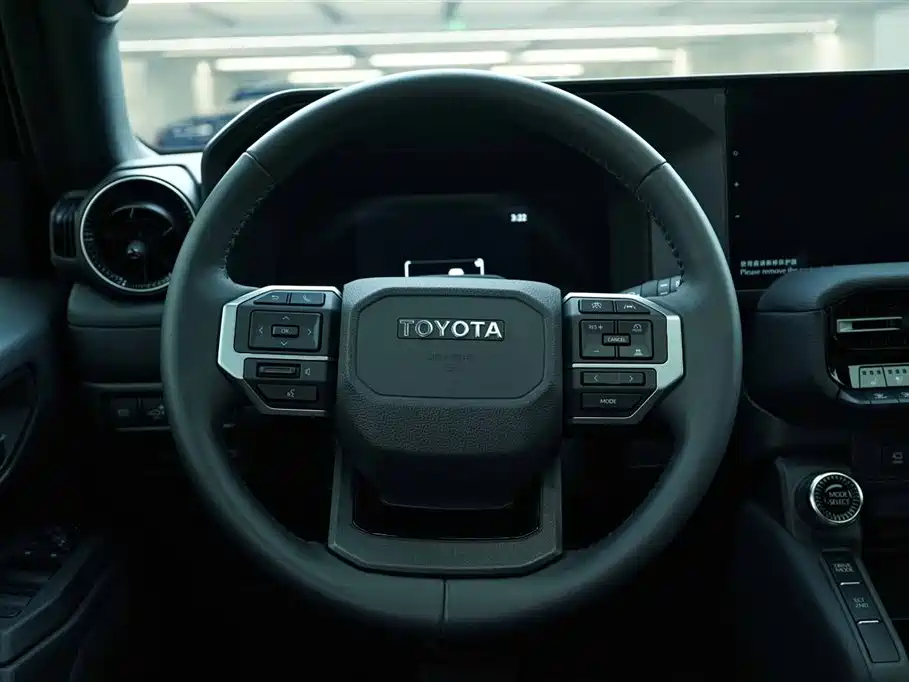 Toyota Prado 2025 — фото 18