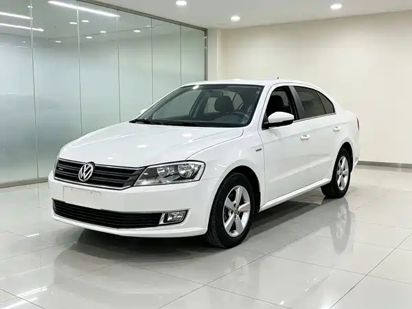 Volkswagen Lavida 2015