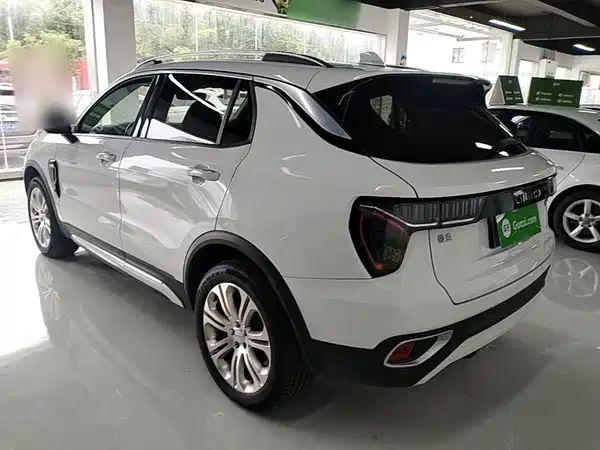 Lynk & Co 01 2018