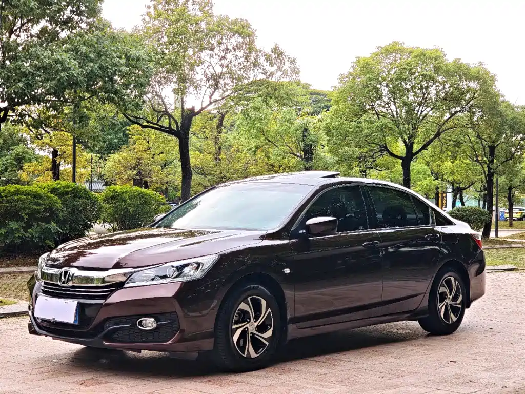 Honda Accord 2016 — фото 14