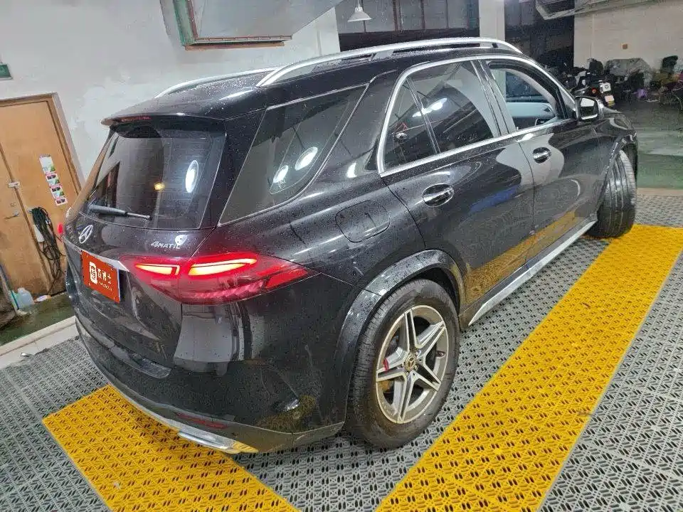 Mercedes-Benz GLE 2024