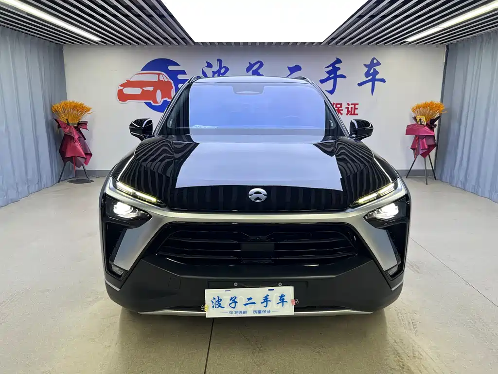 NIO ES8 2022