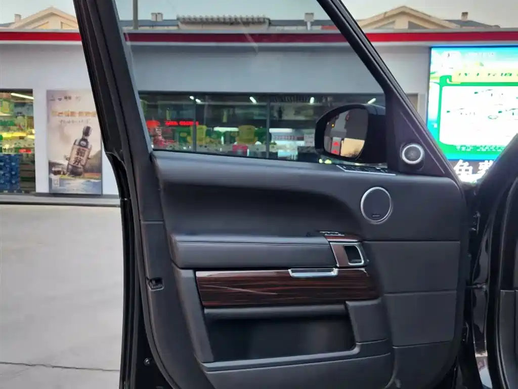 Land Rover Range Rover 2016 — фото 11