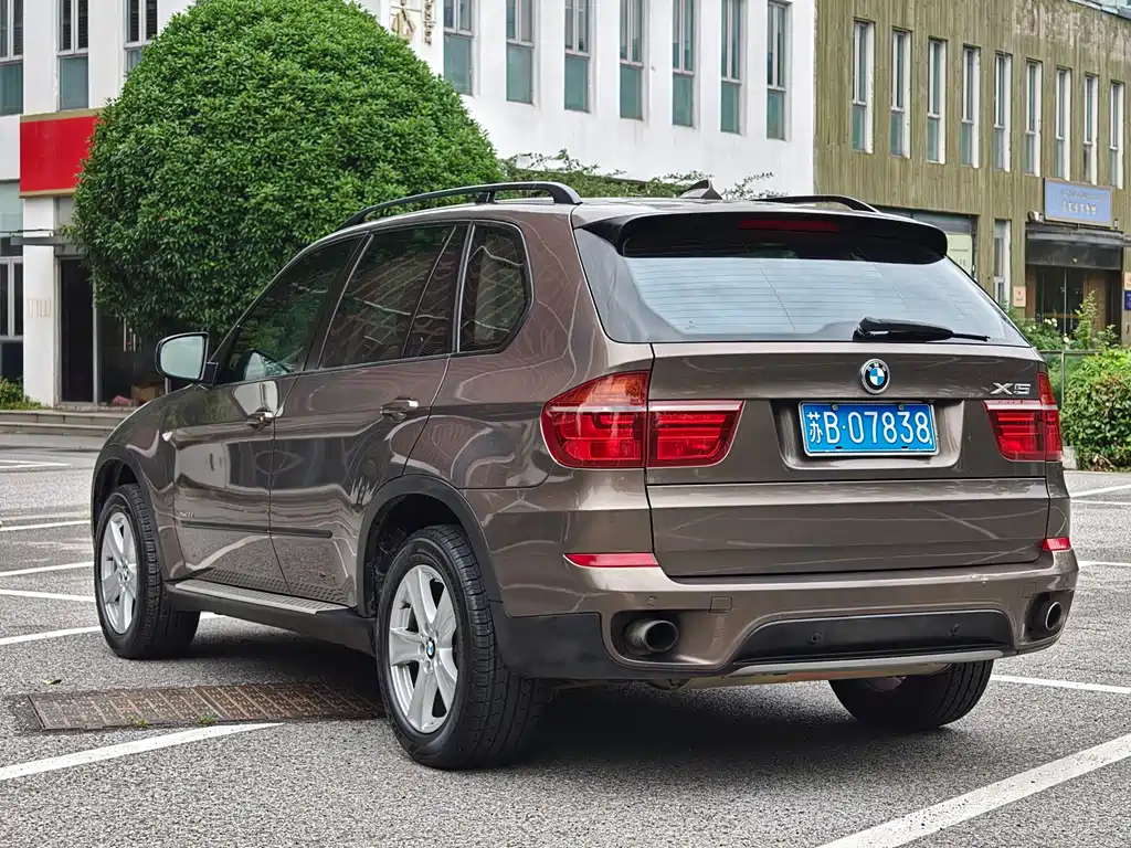 BMW X5 2011 — фото 6