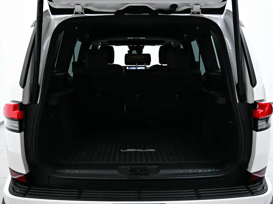 Lexus GX 2024 — фото 25