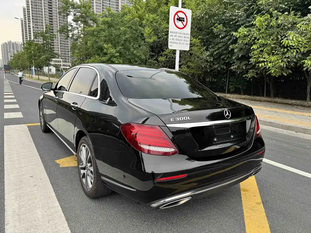 Mercedes-Benz E-Class 2019