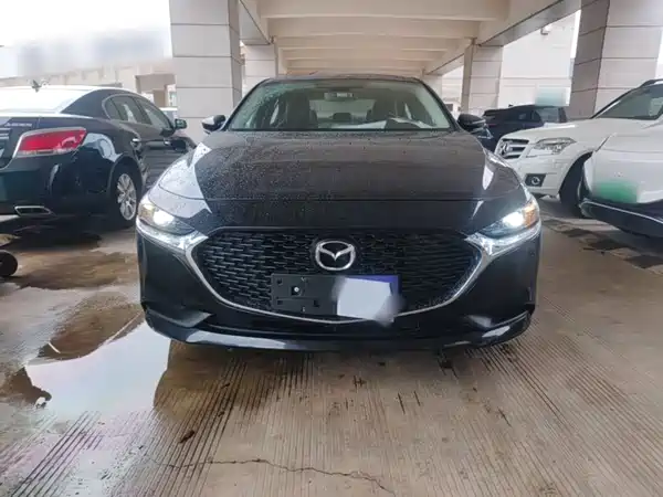 Mazda 3 Axela 2021