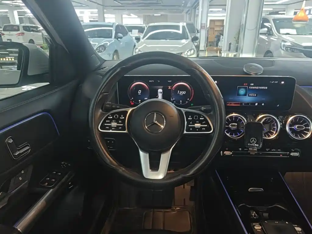 Mercedes-Benz GLA 2021 — фото 11