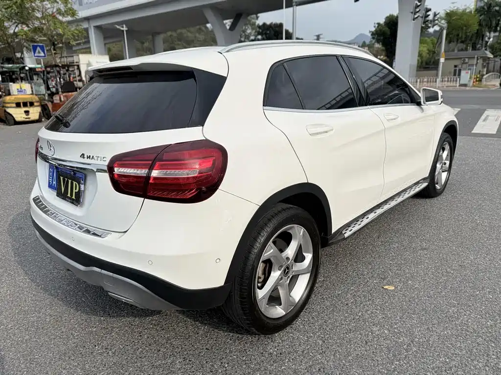 Mercedes-Benz GLA 2018