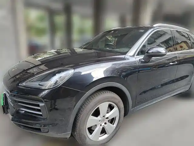 Porsche Cayenne 2018 — фото 1