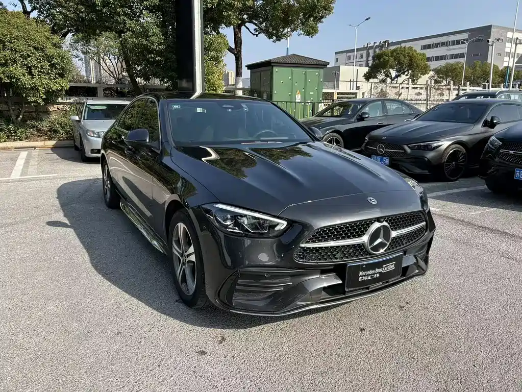 Mercedes-Benz C-Class 2023 — фото 3