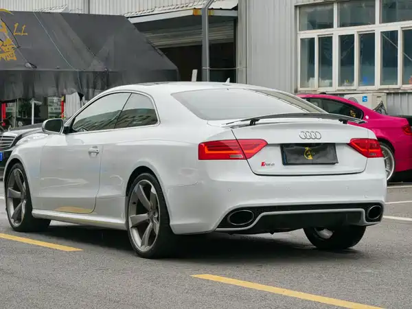 Audi RS 5 2013