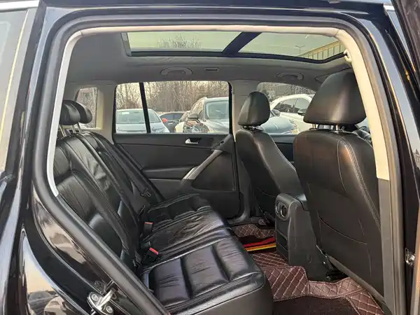 Volkswagen Tiguan 2012
