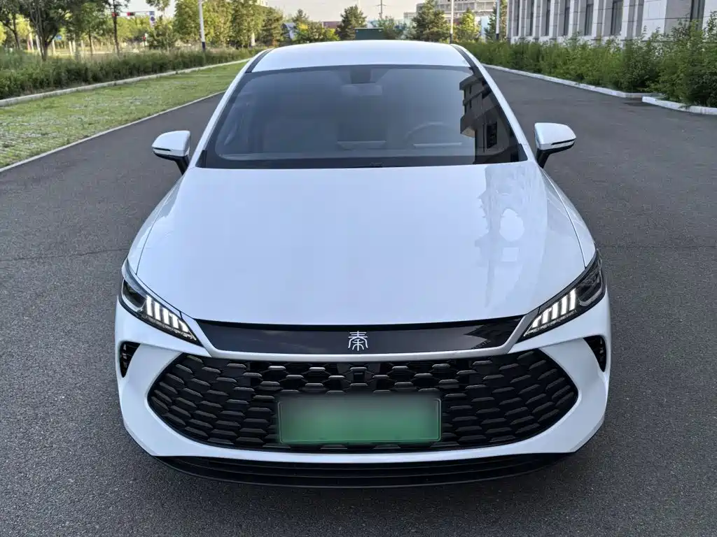 BYD Qin PLUS 2025 — фото 23