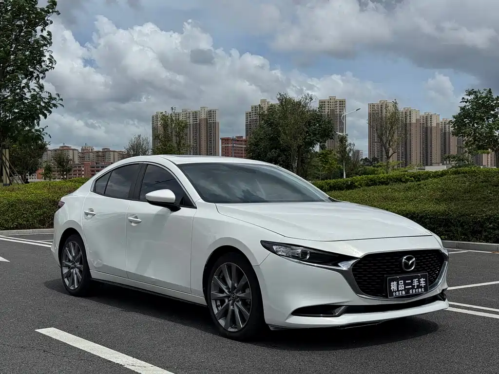 Mazda 3 Axela 2021