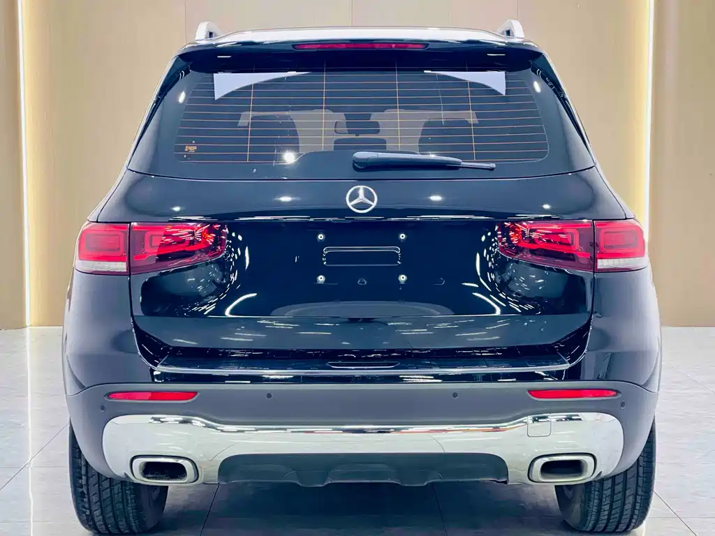 Mercedes-Benz GLB 2023 — фото 4