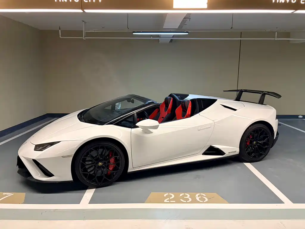 Lamborghini Huracan 2021 — фото 1