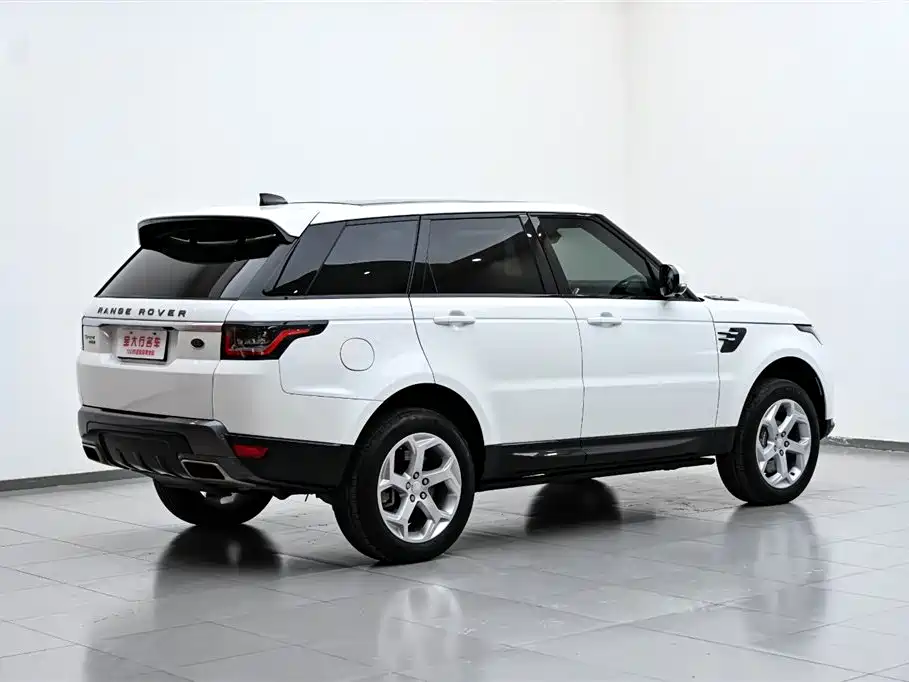 Land Rover Range Rover Sport New Energy 2018 — фото 7