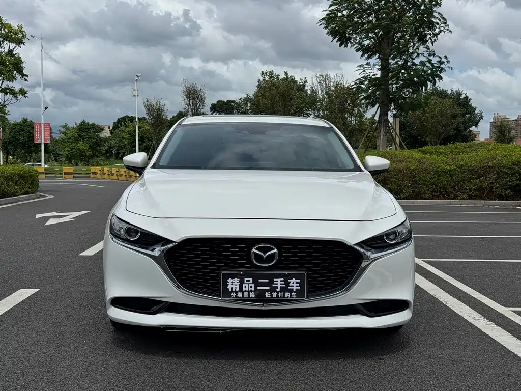 Mazda 3 Axela 2021