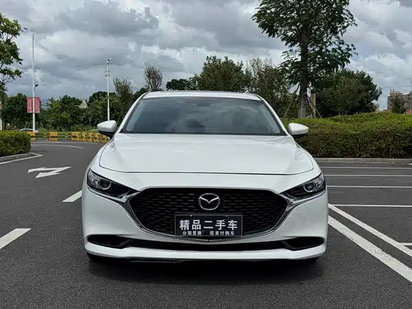 Mazda 3 Axela 2021