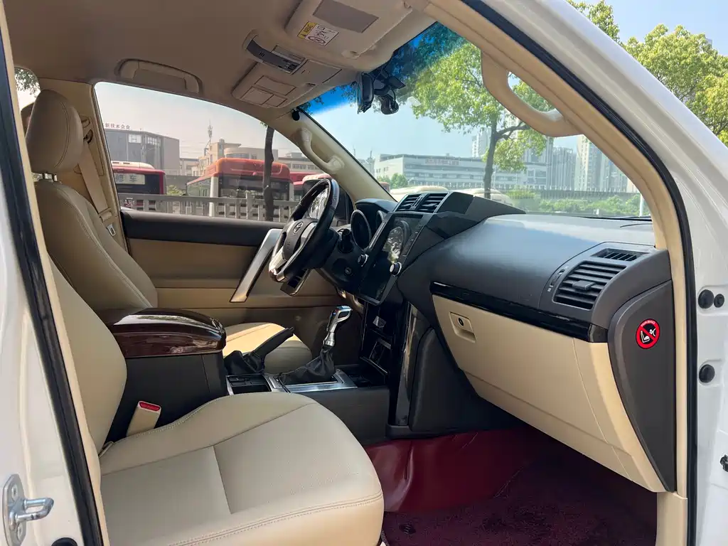 Toyota Prado 2014