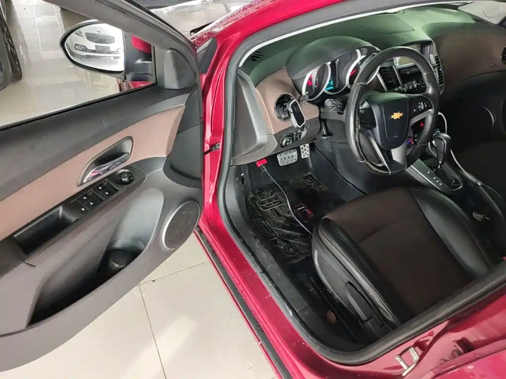 Chevrolet Cruze 2015 — фото 16