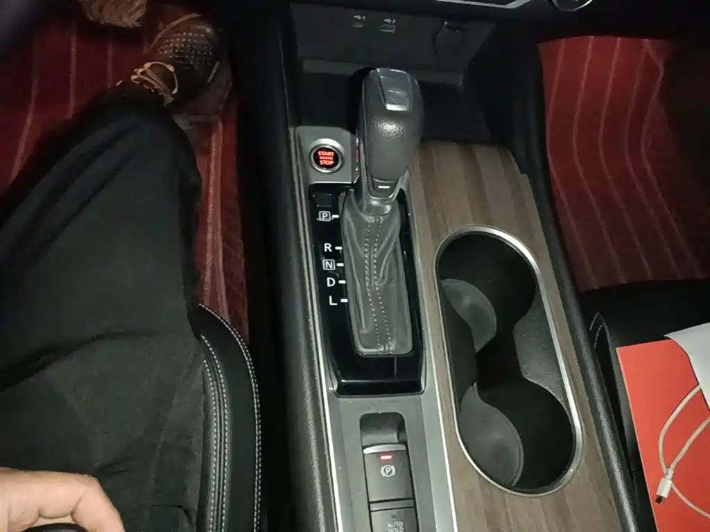 Nissan Teana 2022 — фото 14