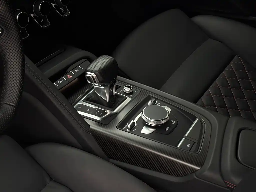 Audi R8 2022 — фото 13