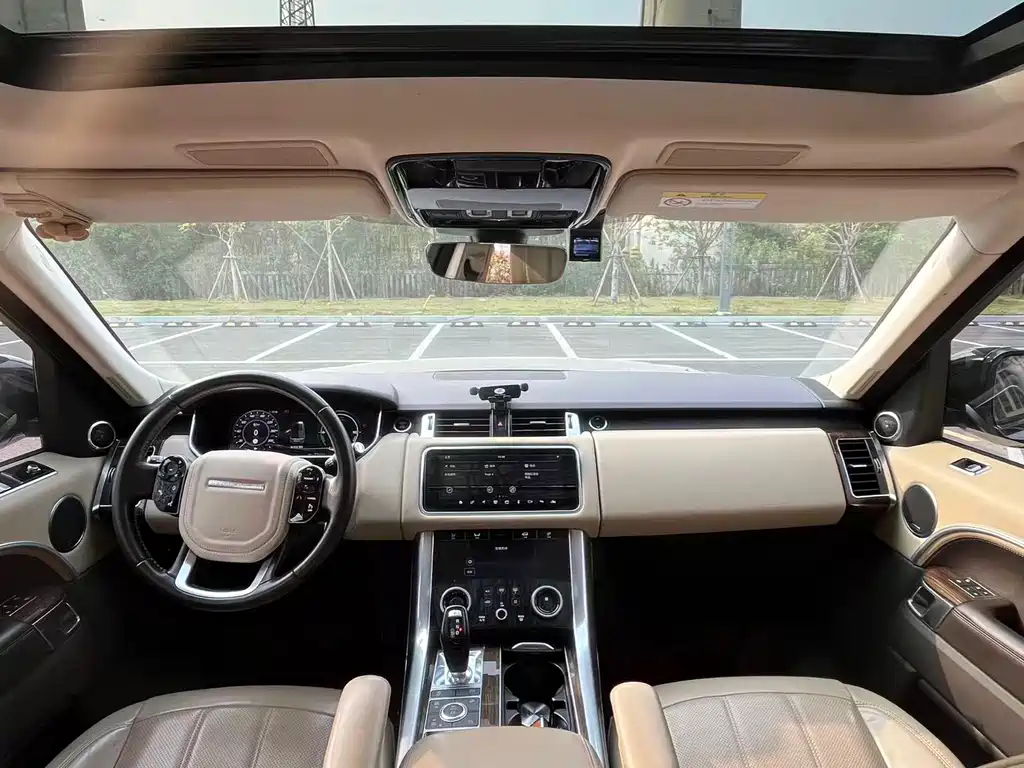 Land Rover Sport PHEV 2019 — фото 6