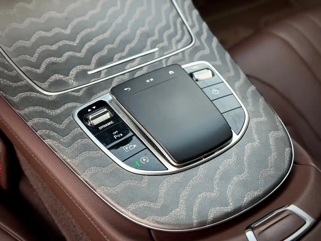 Mercedes-Benz CLS 2021 — фото 16