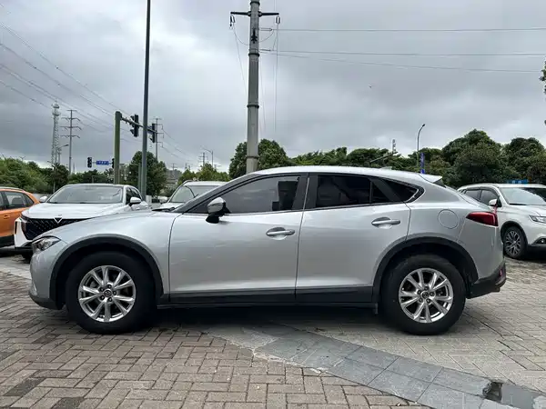 Mazda CX-4 2018