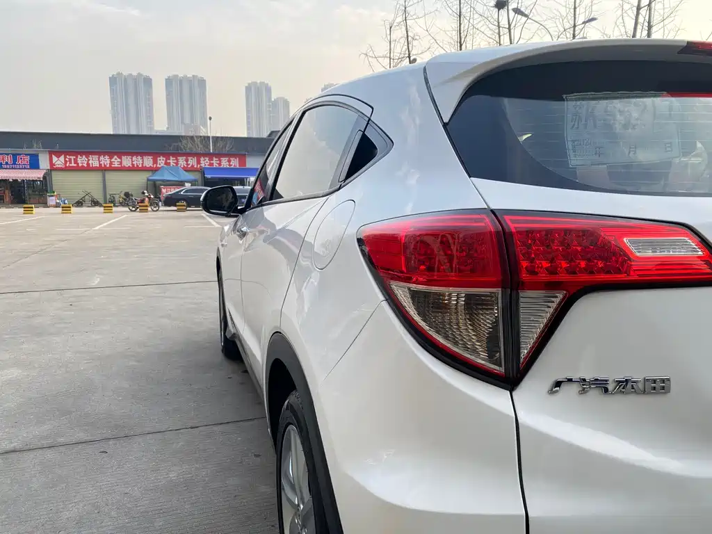 Honda Vezel 2021 — фото 15