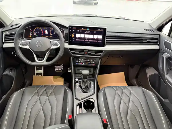Volkswagen Tiguan L 2024