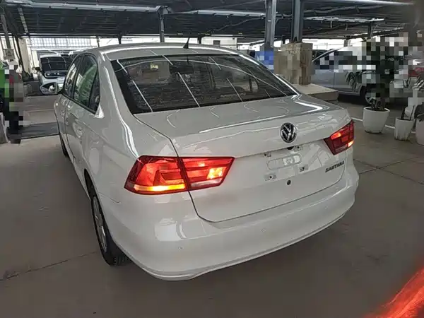 Volkswagen Santana 2016