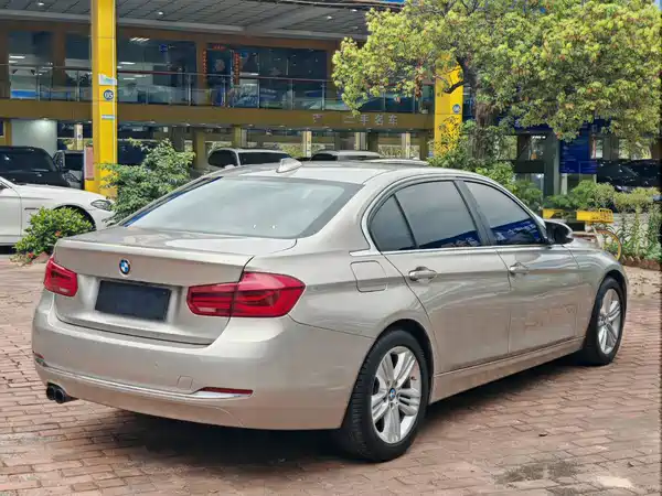 BMW 3 Series 2017