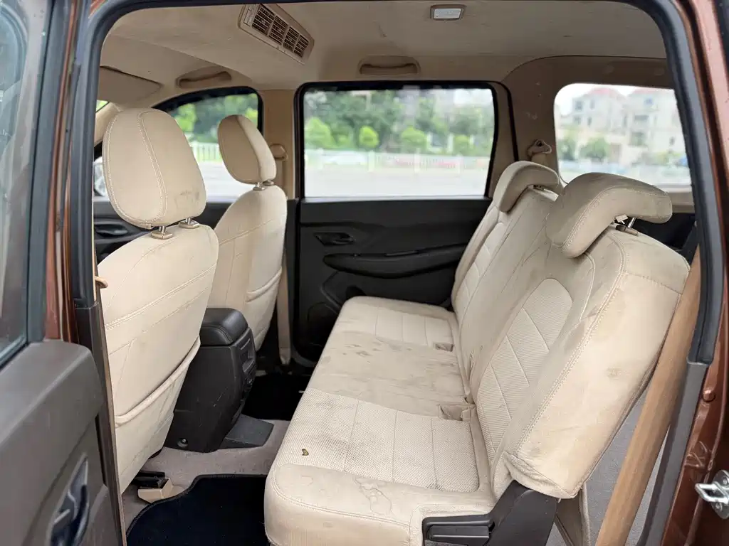 Wuling Hongguang 2023