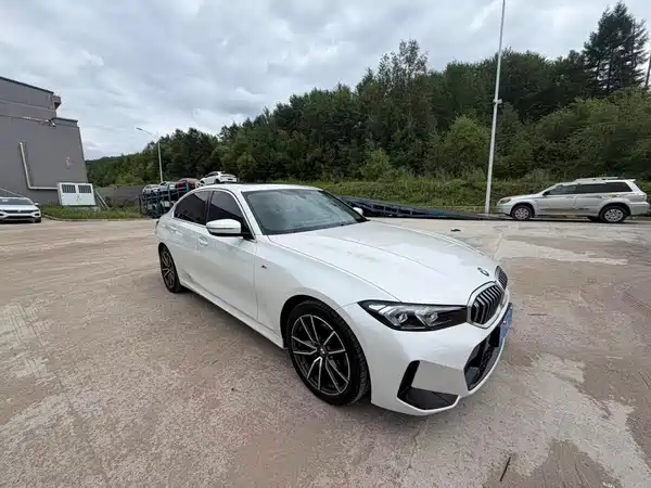 BMW 3 Series 2023