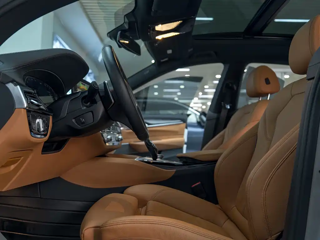 BMW 6 Series GT 2023 — фото 12