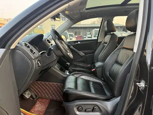 Volkswagen Tiguan 2012